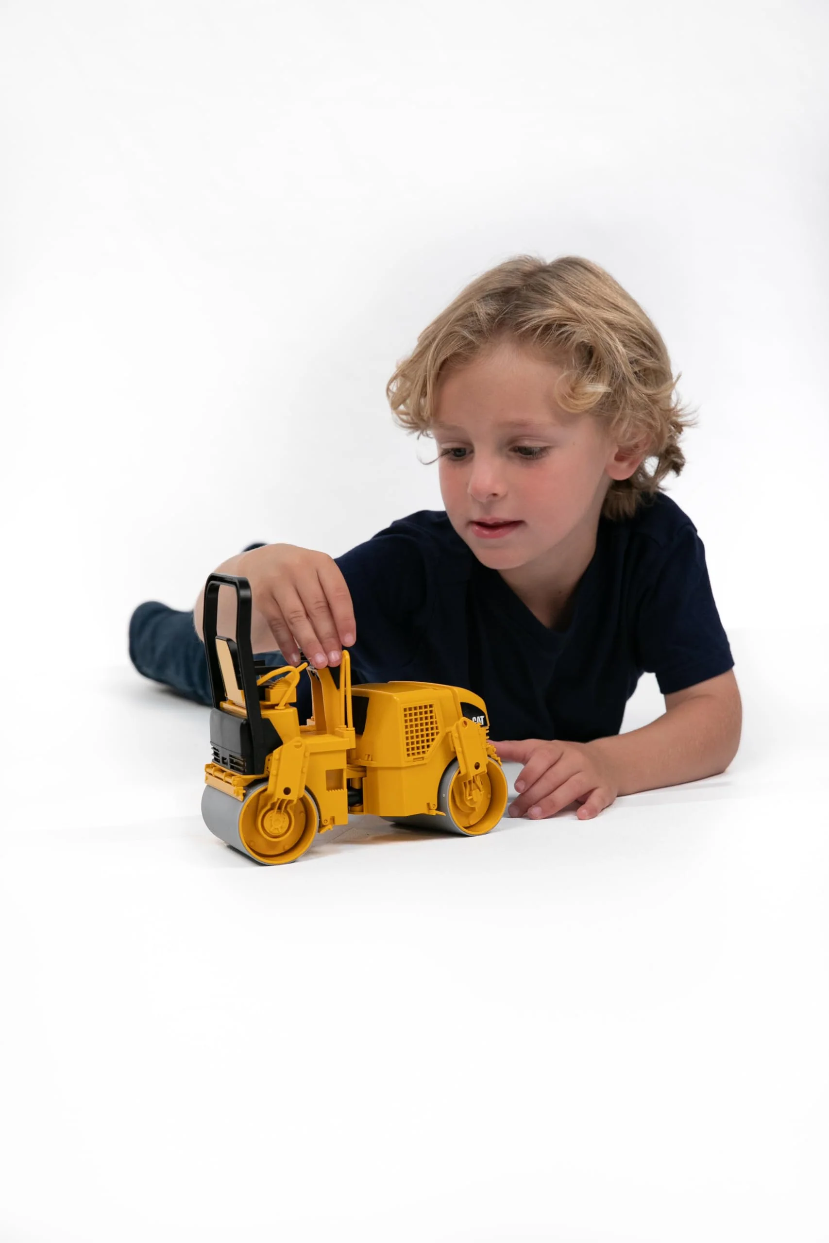 Bruder Toys - Construction Realistic CAT Asphalt Drum Compactor Vehicle with Articulated Steering - Ages 3+ - Image 2