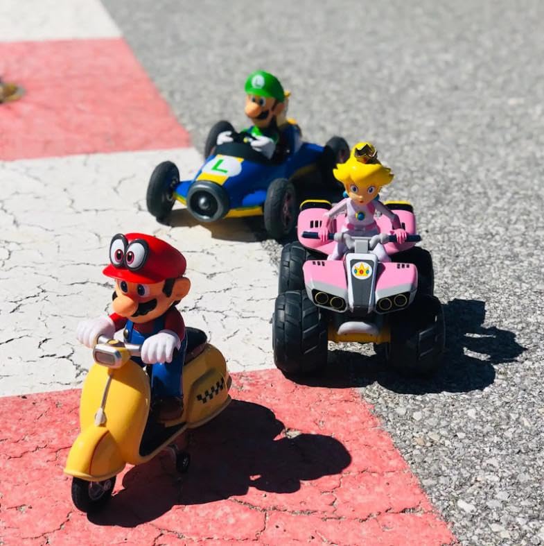 Carrera RC Official Licensed Mario Kart Mach 8 Luigi 1: 18 Scale 2.4 Ghz Remote Radio Control Car with Rechargeable Lifepo4 Battery - Kids Toys Boys/Girls, (Model: 181067) - Image 3