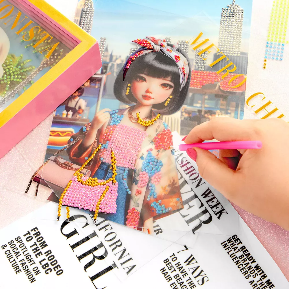 Fashion Angels: Luxe Life Cover Girls Shadow Box Kit - DIY Craft Set, Kids 8+ - Image 3