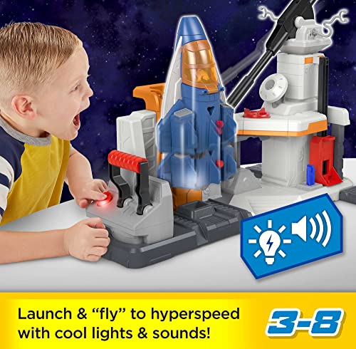 Fisher-Price Disney and Pixar Lightyear Playset, Imaginext Lift & Launch Star Command with Buzz Lightyear Figure, Lights & Sounds - Image 6
