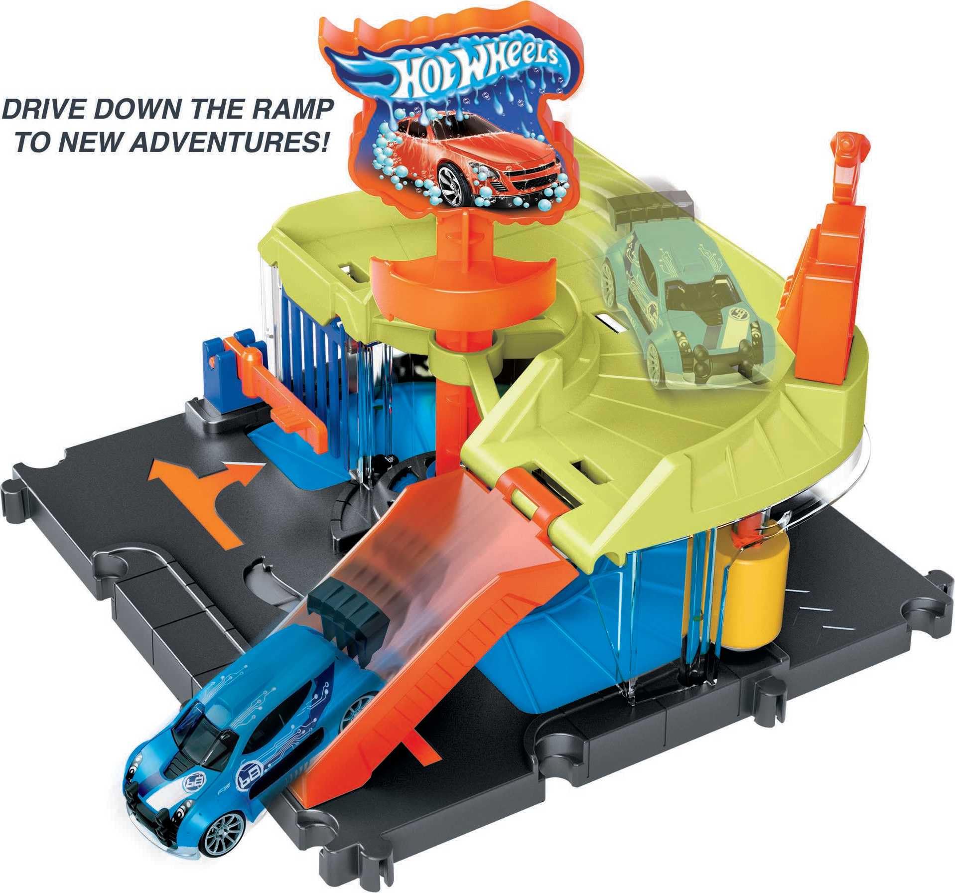 Hot Wheels City Toy Track Set, Downtown Express Car Wash Playset with 1:64 Scale Vehicle, Foam Roller & Drying Flaps - Image 4