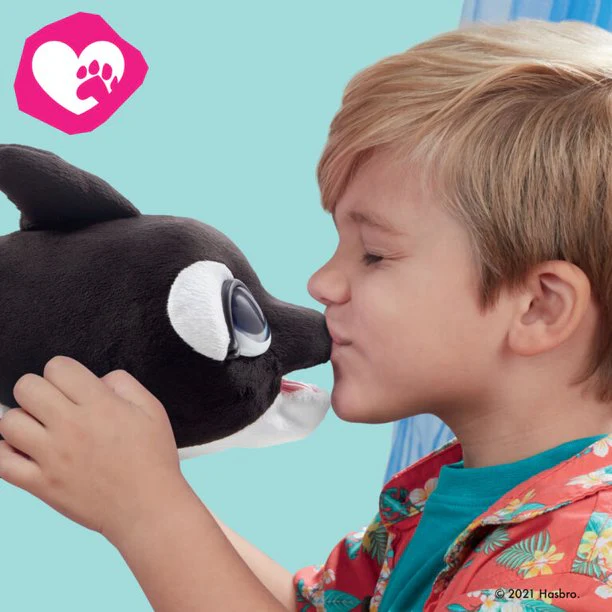 Interactive Animatronic Plush furReal Koi, the Kisser Whale - Image 3