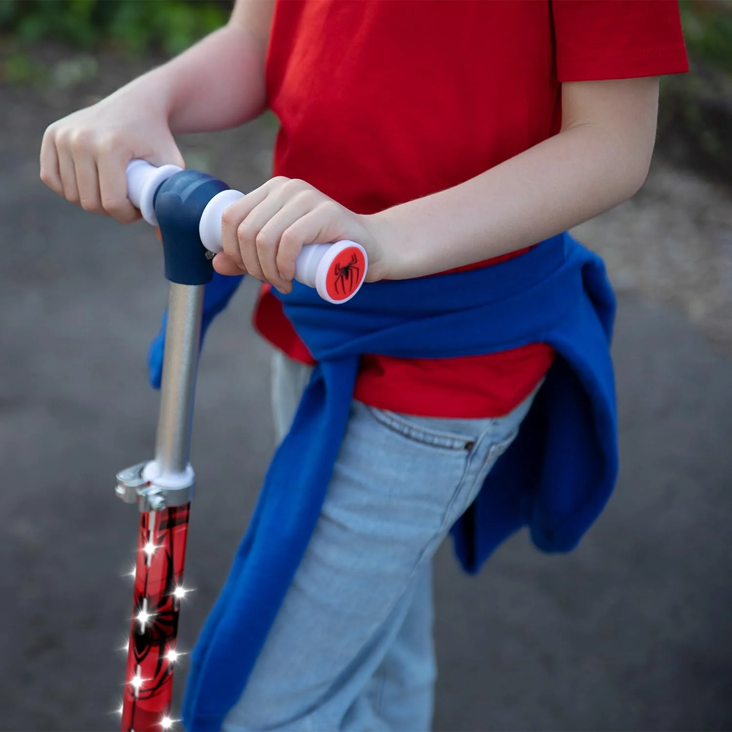 Jetson Marvel Spider-Man 2-Wheel Light-Up Kids Kick Scooter, LED Lights on Handlebar, Stem, Wheels & Deck, Adjustable Handlebar, Rear Brake, Lightweight, Easy-Fold Mechanism, Ages 5+, JSPMN-2KIK - Image 6
