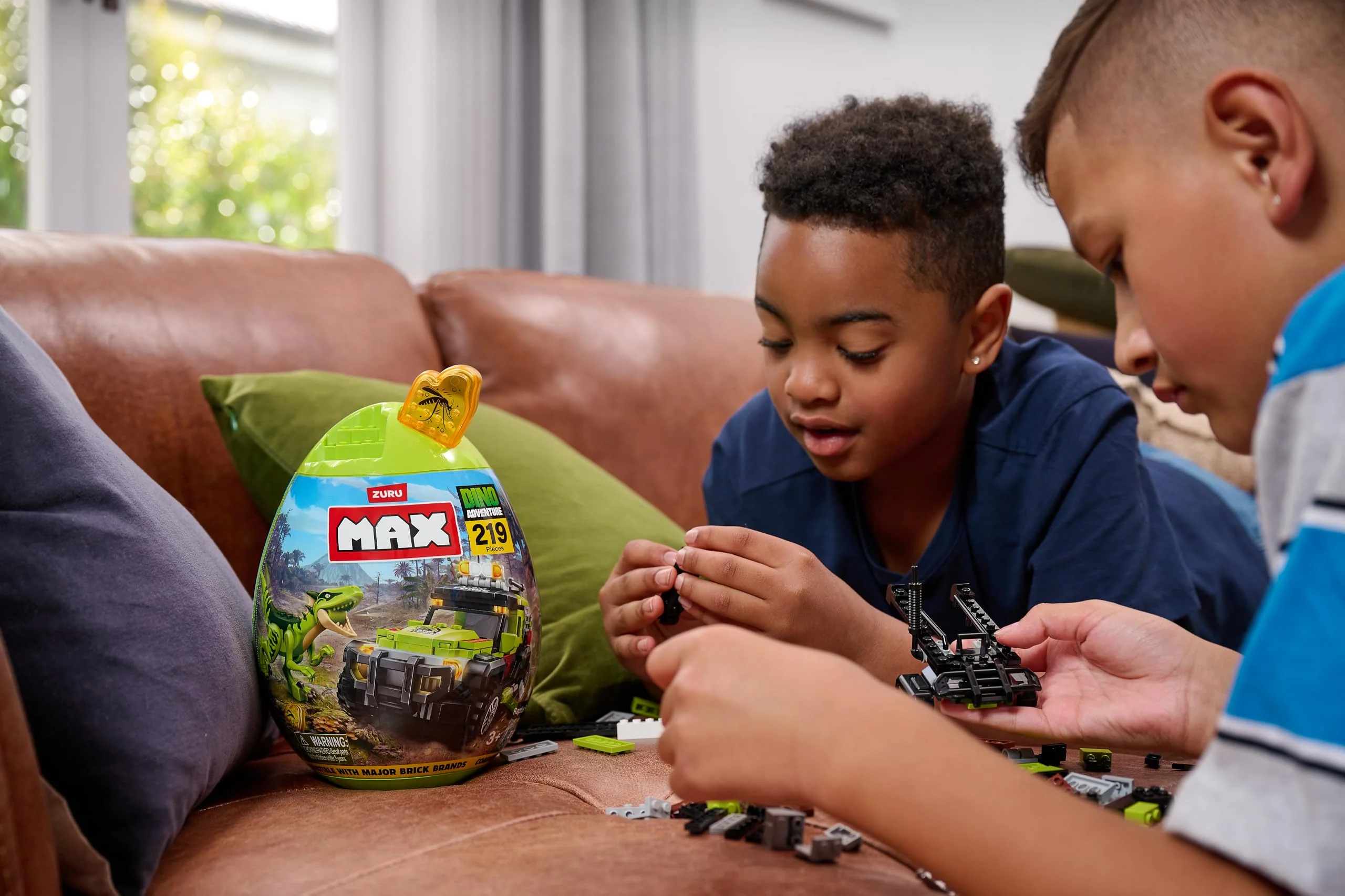 Max Build More 219 Pc Dino Escape Series 1 Brick Set for Kids 3+ Create Dino Vehicles and More UNbox, Discover, Build - Image 3