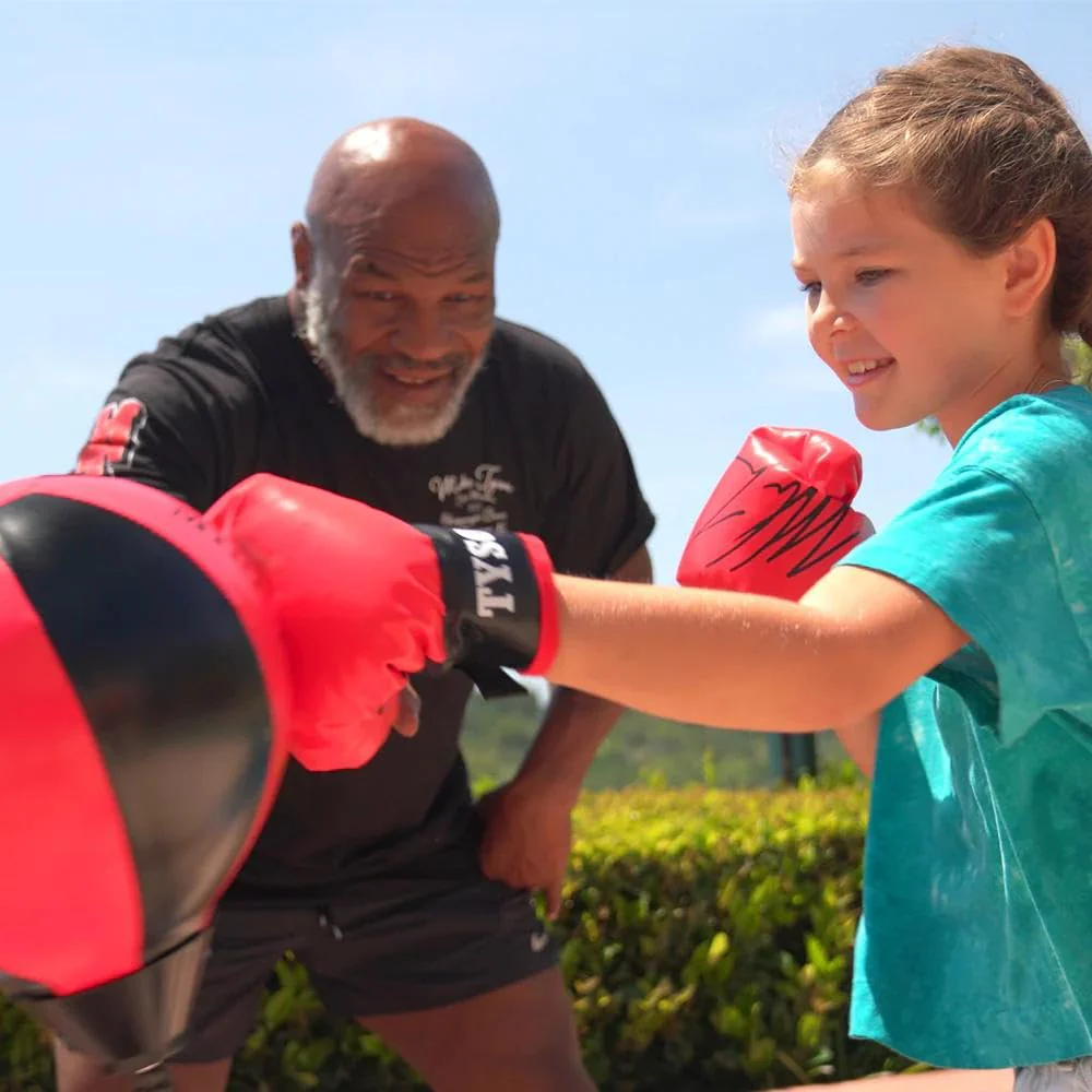 Mike Tyson Kids Boxing Gloves - Image 4