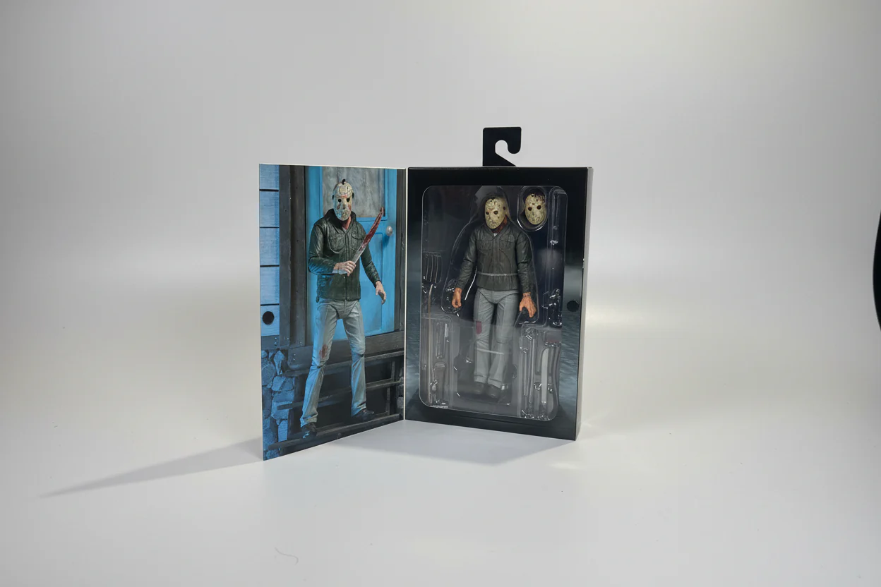 NECA Friday The 13th Scale Ultimate Part 3 Jason Action Figure, 7" - Image 3